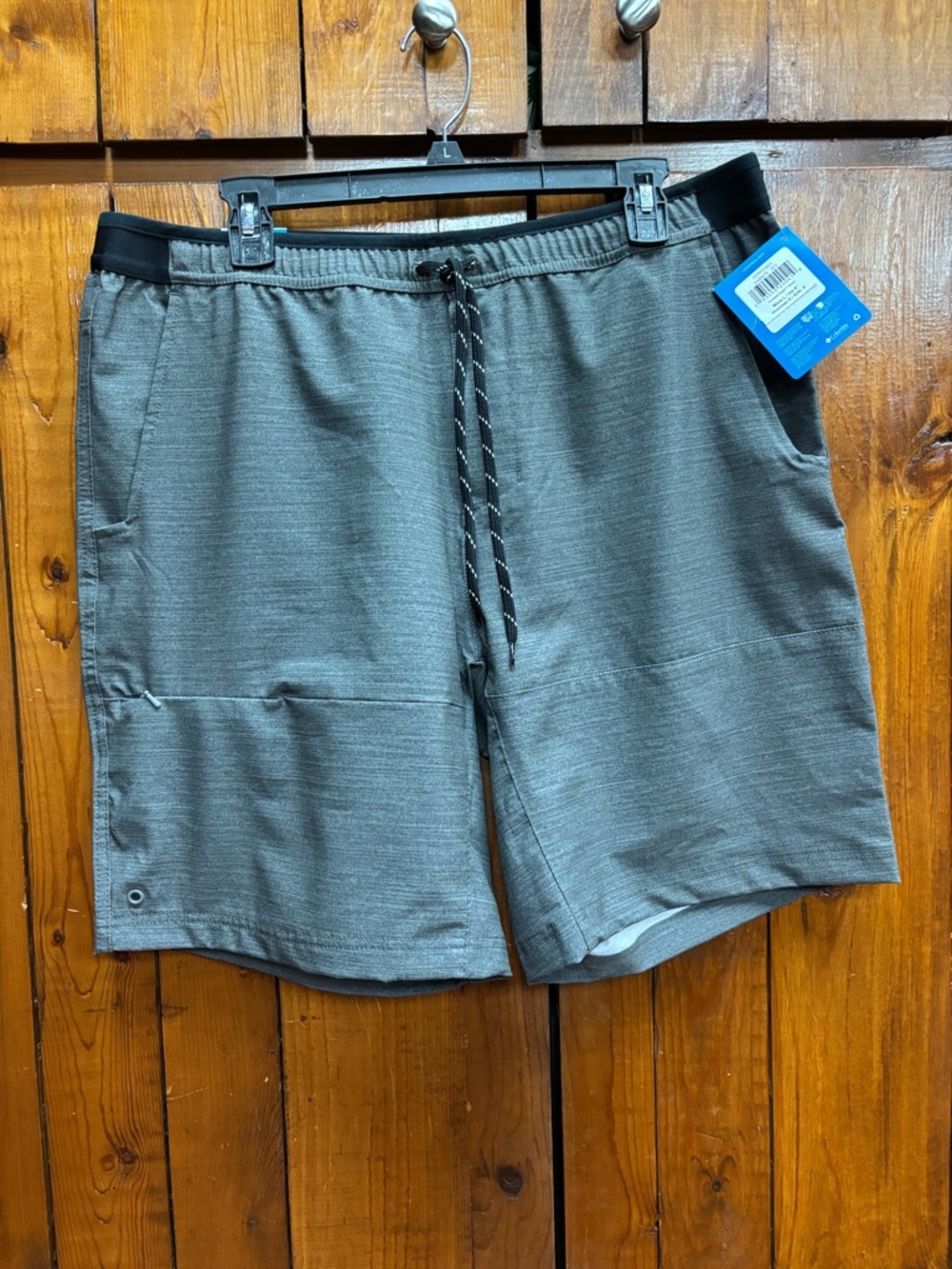 Columbia Men's Gray Athletic Drawcord Shorts